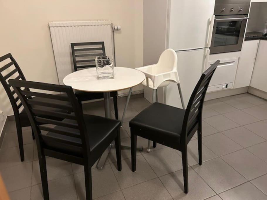 Laegenhet Pa Landet Naera Stan Lägenhet Jonsered Exteriör bild